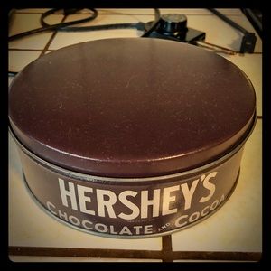 1989 Hershey’s Tin.